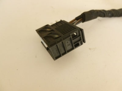 1997 BMW 528i E39 - Windshield Wiper Motor Connector, Plug w/ Pigtail2